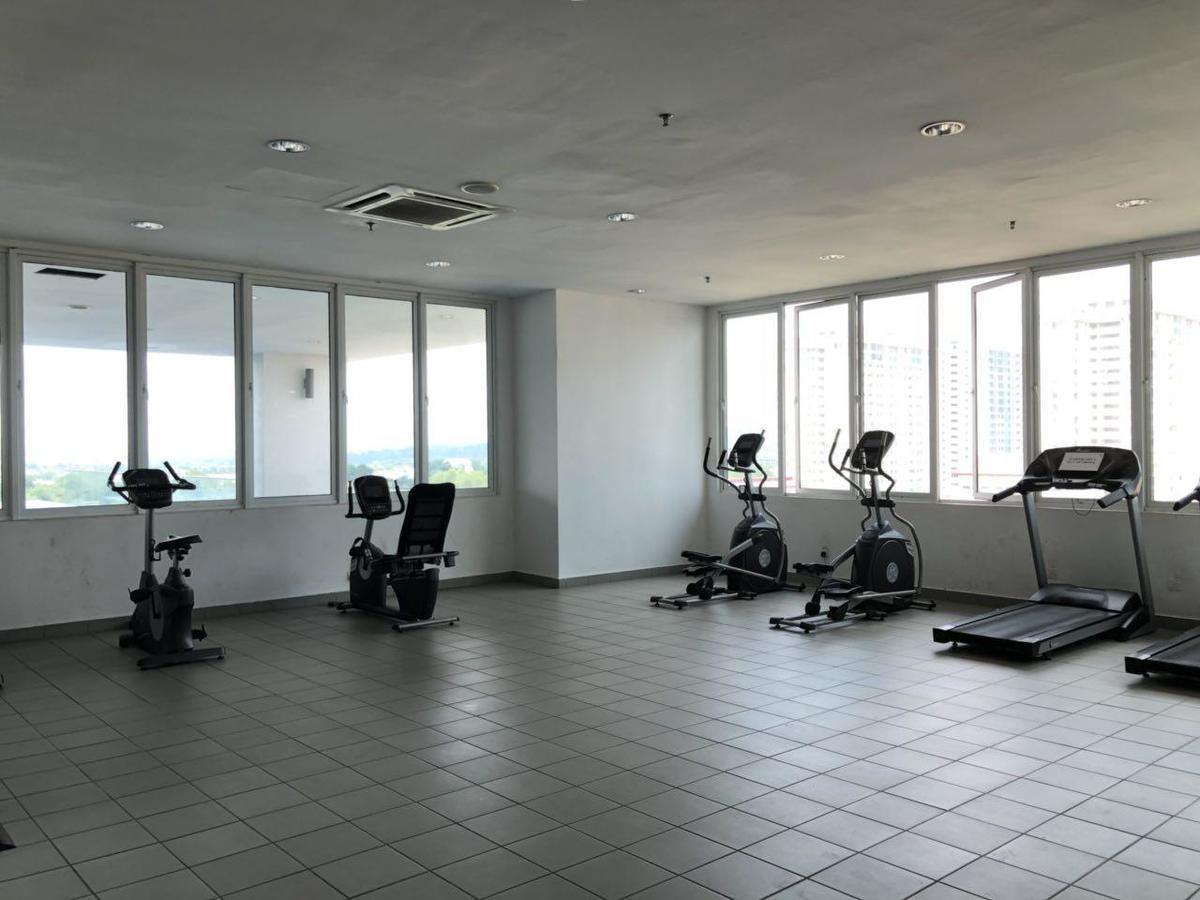 Yenni Duplex @ Decentrum, Kajang Seri Kembangan Eksteriør billede