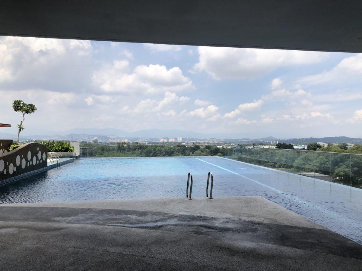 Yenni Duplex @ Decentrum, Kajang Seri Kembangan Eksteriør billede
