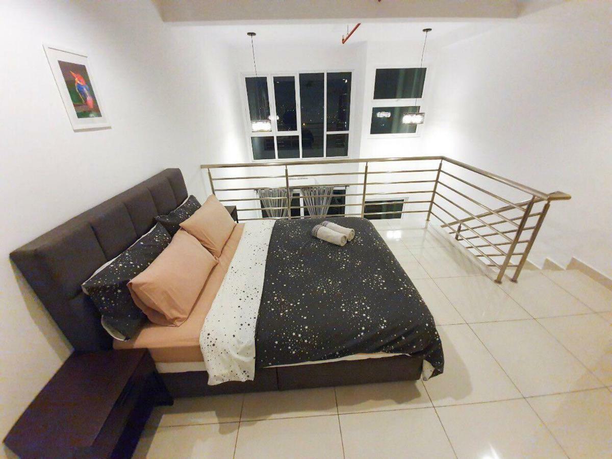 Yenni Duplex @ Decentrum, Kajang Seri Kembangan Eksteriør billede