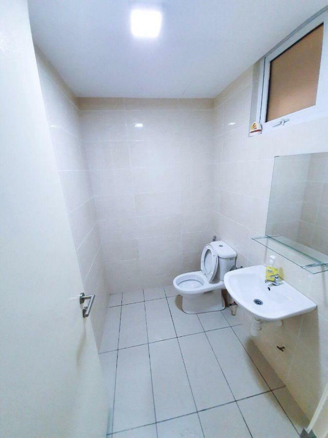 Yenni Duplex @ Decentrum, Kajang Seri Kembangan Eksteriør billede