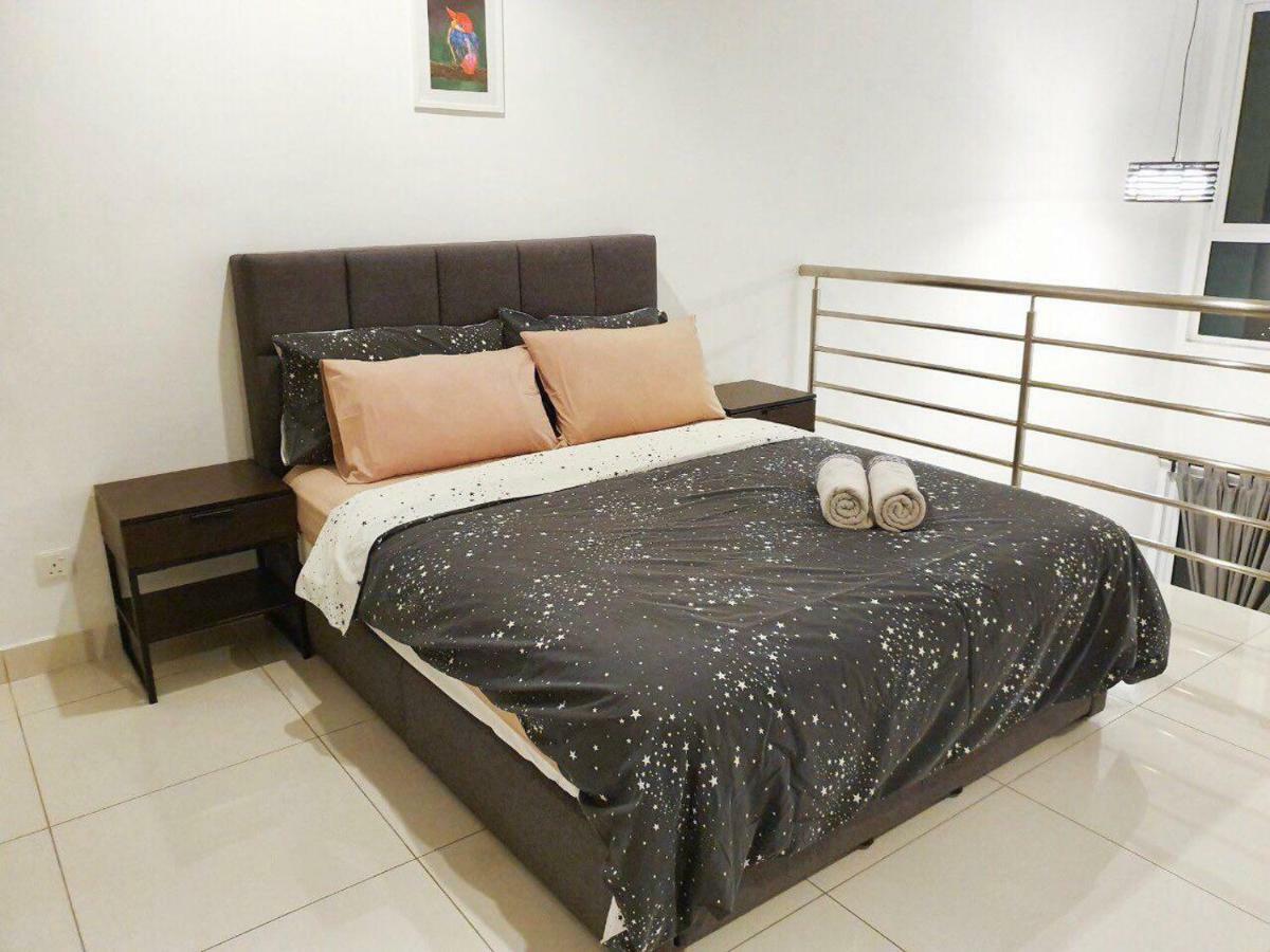 Yenni Duplex @ Decentrum, Kajang Seri Kembangan Eksteriør billede