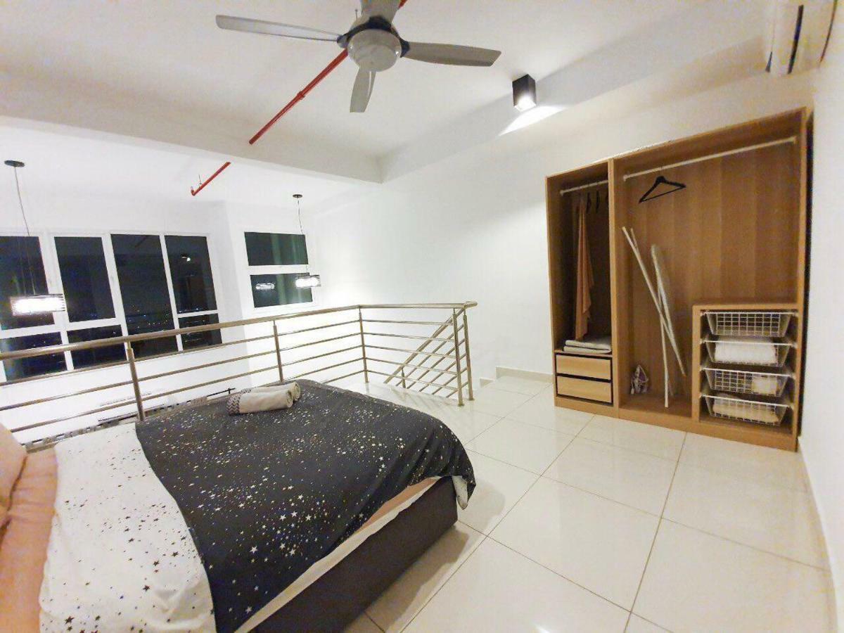 Yenni Duplex @ Decentrum, Kajang Seri Kembangan Eksteriør billede